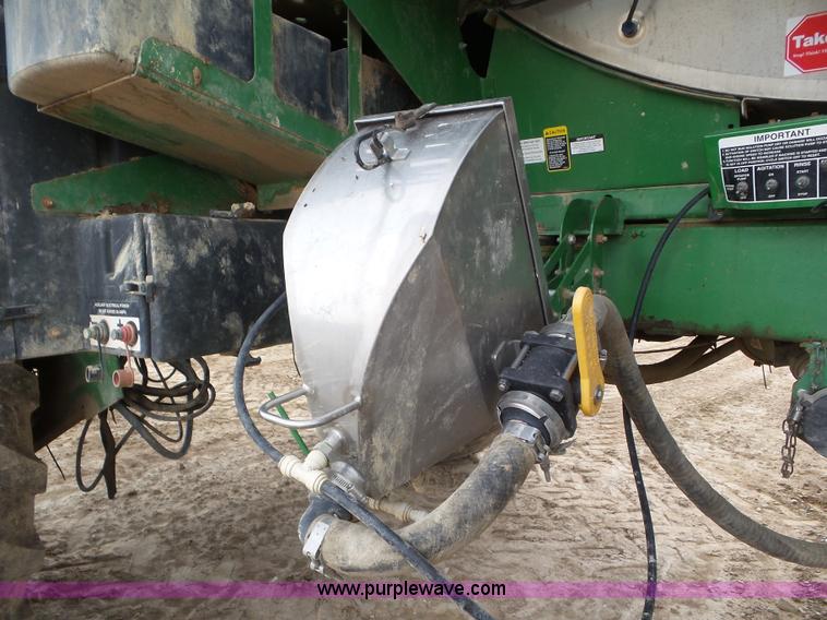 image for item L6908 2010 John Deere 4930 self-propelled applicator