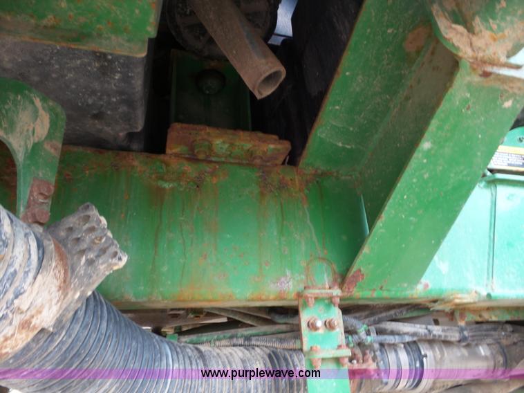 image for item L6908 2010 John Deere 4930 self-propelled applicator