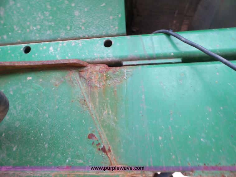 image for item L6908 2010 John Deere 4930 self-propelled applicator