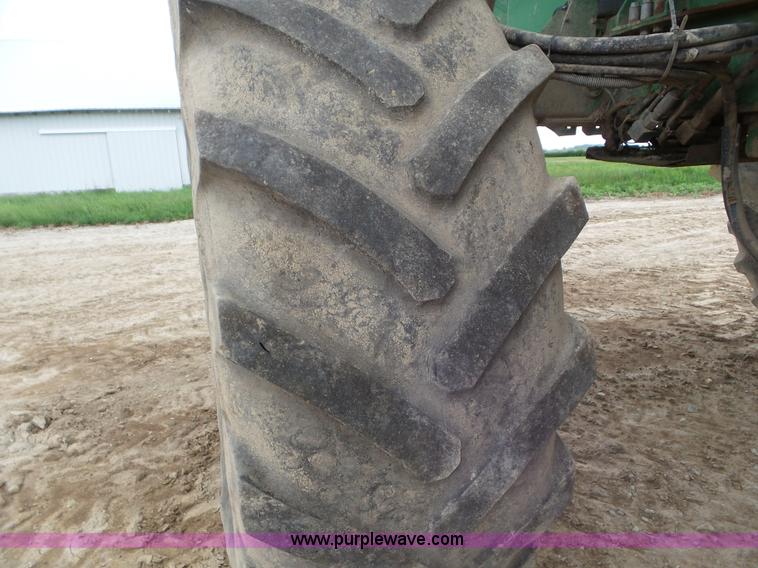 image for item L6908 2010 John Deere 4930 self-propelled applicator