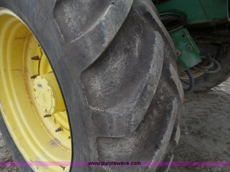 image for item L6908 2010 John Deere 4930 self-propelled applicator