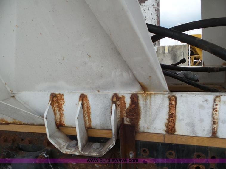 image for item L6909 Willmar 1600 tender bed