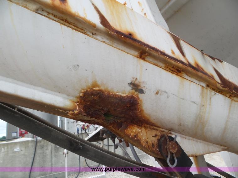 image for item L6909 Willmar 1600 tender bed