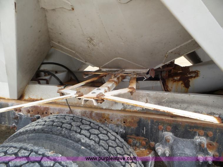 image for item L6909 Willmar 1600 tender bed