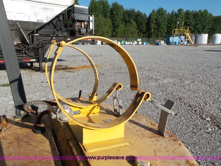 image for item L6915 1998 Daewoo G255 forklift