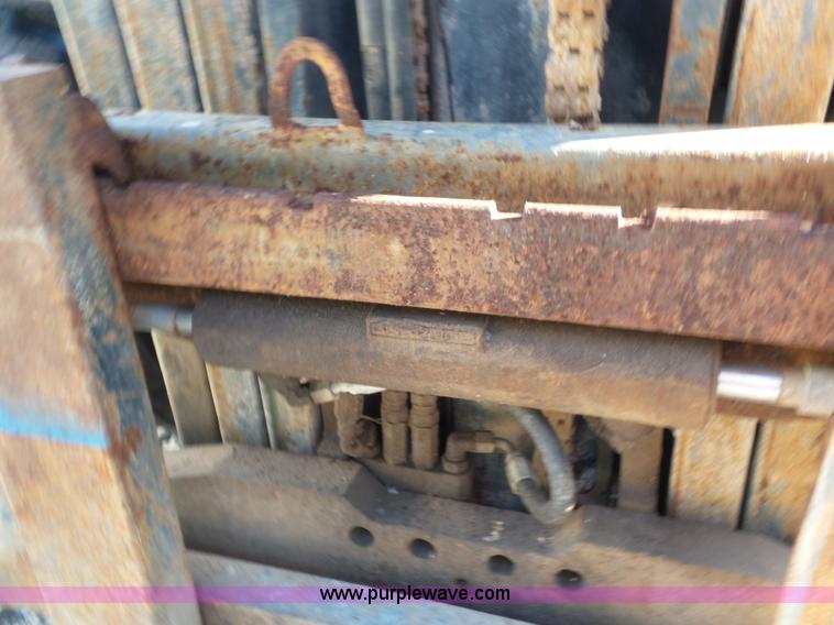 image for item L6915 1998 Daewoo G255 forklift