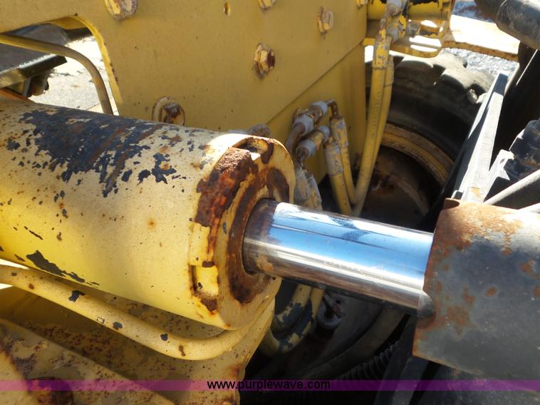 image for item L6915 1998 Daewoo G255 forklift