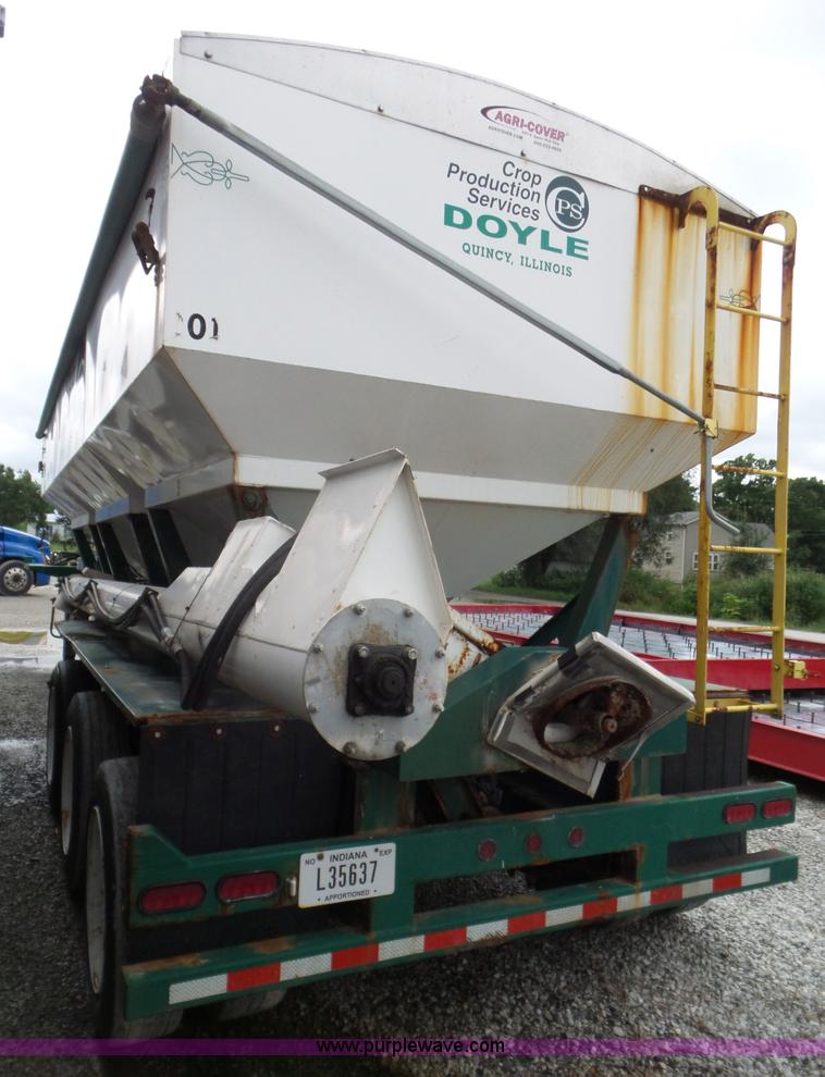 image for item L6919 2010 B&B tender trailer