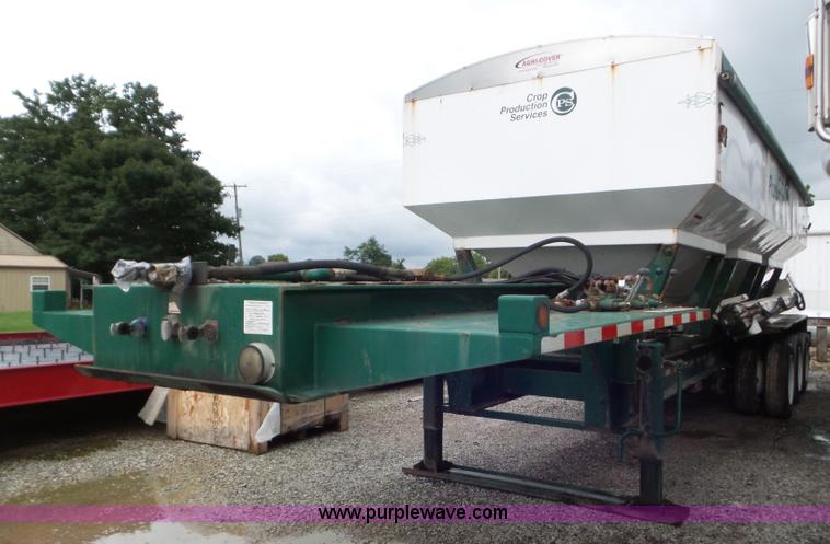 image for item L6919 2010 B&B tender trailer