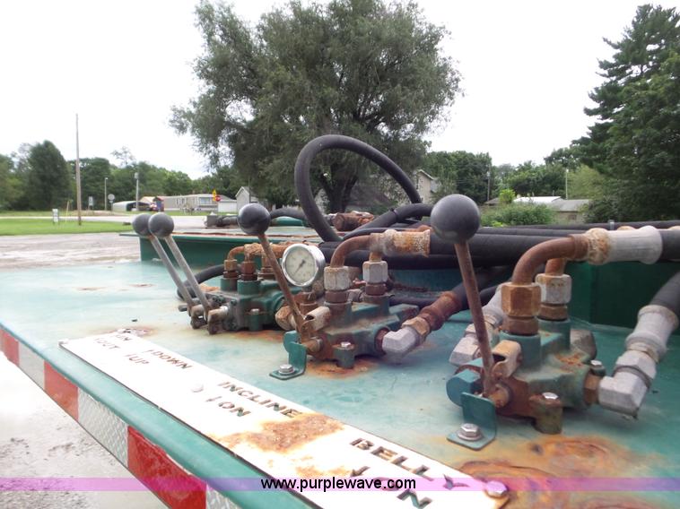 image for item L6919 2010 B&B tender trailer