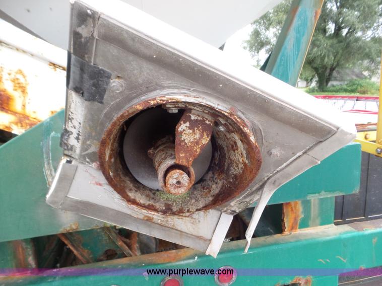 image for item L6919 2010 B&B tender trailer