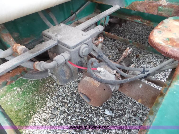 image for item L6919 2010 B&B tender trailer