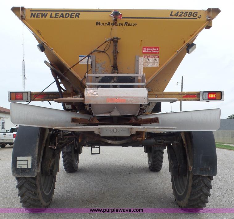 image for item L6922 2012 Ag-Chem RoGator RG1300 self-propelled applicator