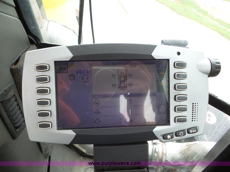 image for item L6922 2012 Ag-Chem RoGator RG1300 self-propelled applicator