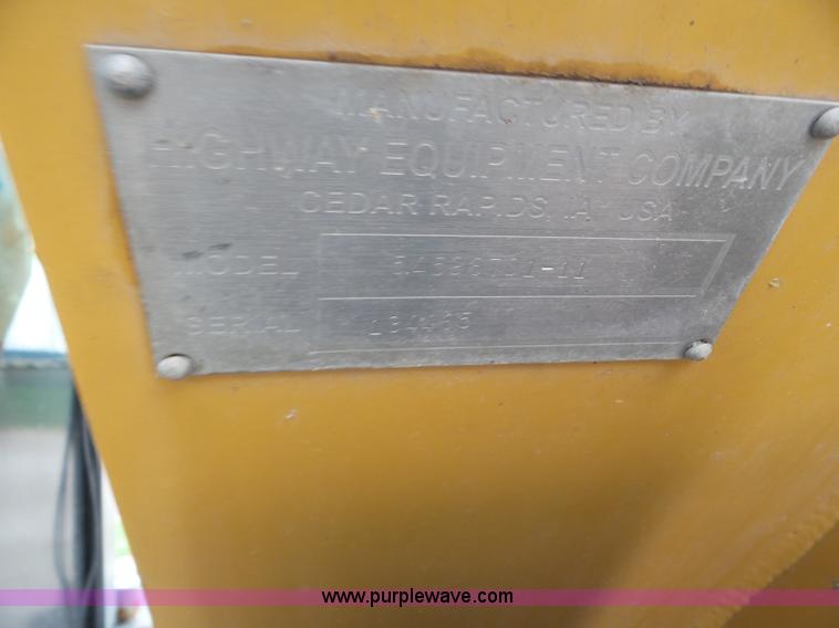 image for item L6922 2012 Ag-Chem RoGator RG1300 self-propelled applicator