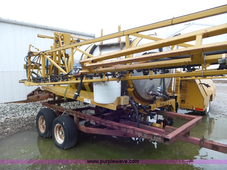 image for item L6923 AGCO liquid sprayer bed