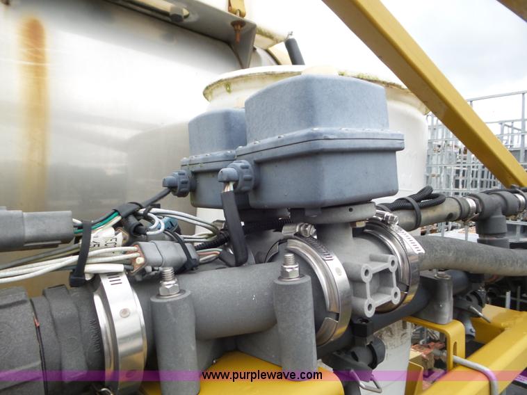 image for item L6923 AGCO liquid sprayer bed