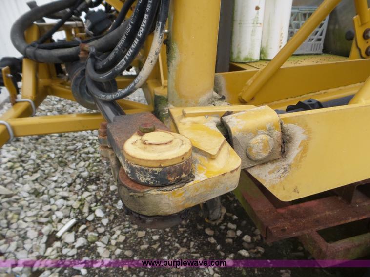 image for item L6923 AGCO liquid sprayer bed