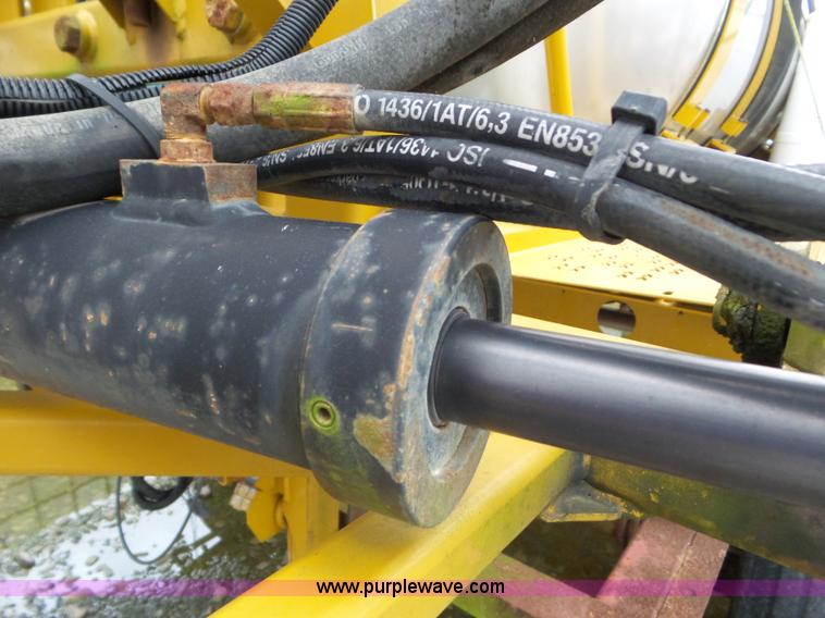 image for item L6923 AGCO liquid sprayer bed