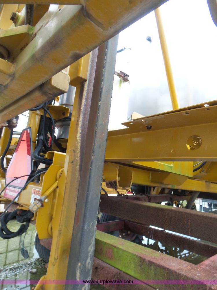 image for item L6923 AGCO liquid sprayer bed