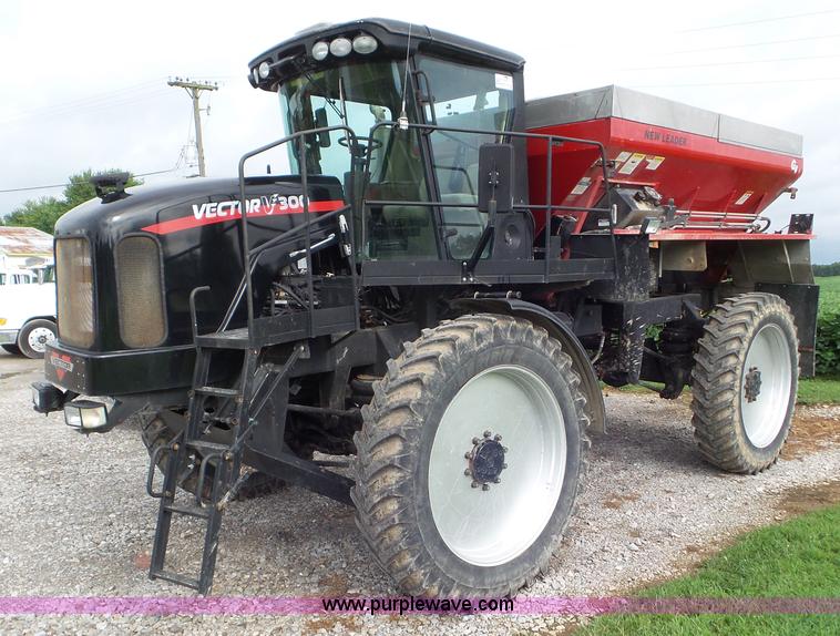 image for item L6925 2009 Vector V300 self-propelled applicator