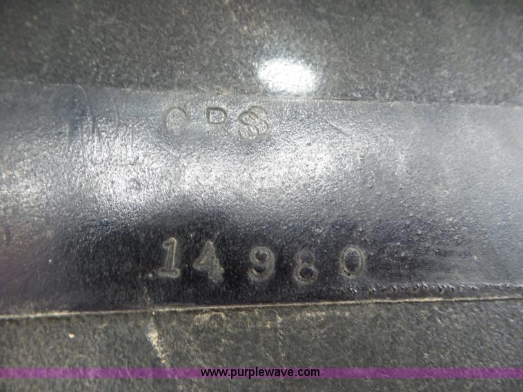 image for item L6925 2009 Vector V300 self-propelled applicator