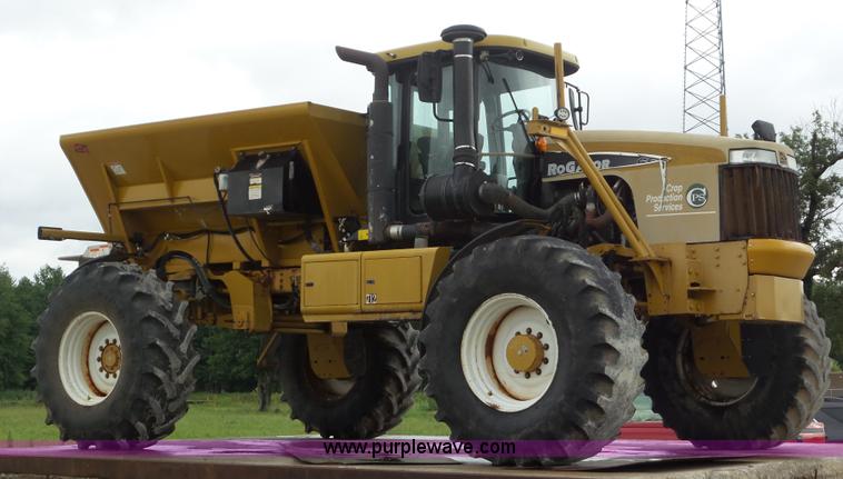 image for item L6926 2007 Ag-Chem RoGator 1074SS self-propelled applicator