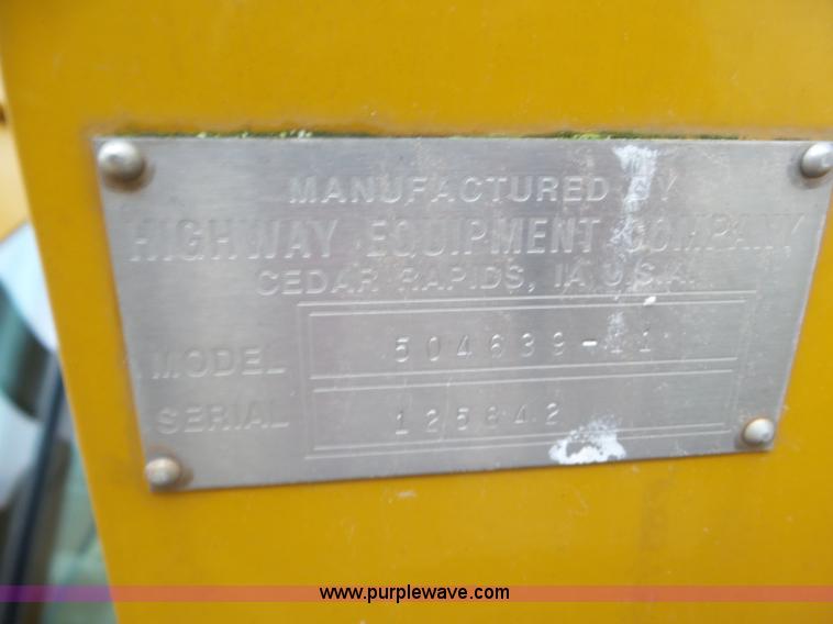 image for item L6926 2007 Ag-Chem RoGator 1074SS self-propelled applicator