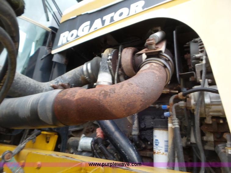 image for item L6926 2007 Ag-Chem RoGator 1074SS self-propelled applicator