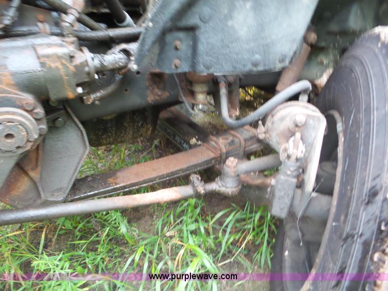 image for item L6927 1988 International F9370 truck chassis