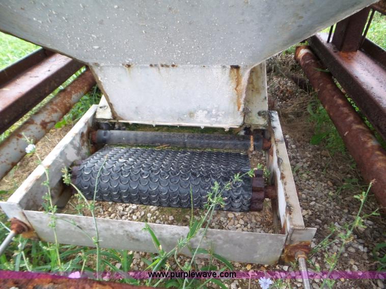 image for item L6928 Doyle stainless steel blender