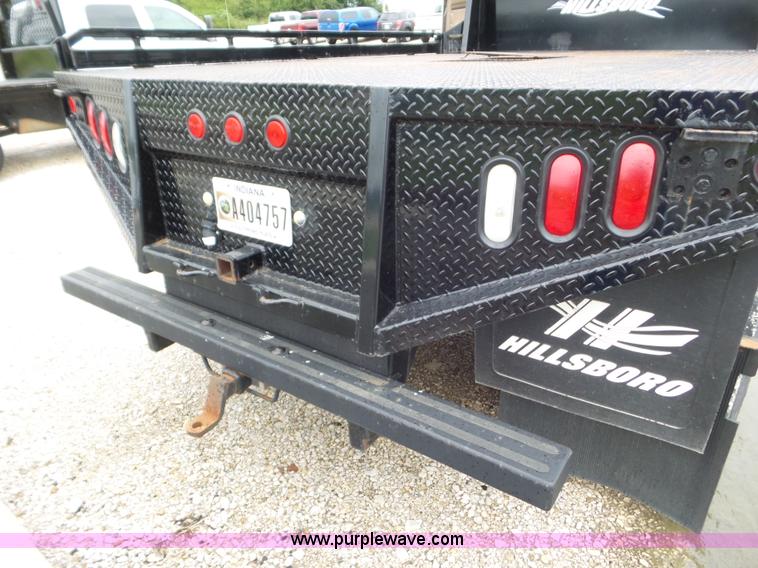 image for item L6932 1990 International 8100 flatbed truck