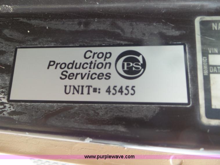 image for item L6932 1990 International 8100 flatbed truck