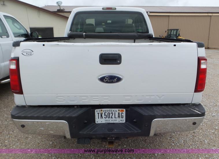 image for item L6933 2008 Ford F250 Super Duty SuperCab pickup truck