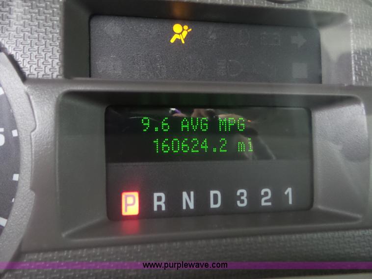 image for item L6933 2008 Ford F250 Super Duty SuperCab pickup truck