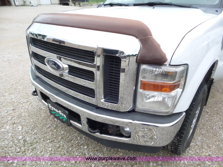 image for item L6933 2008 Ford F250 Super Duty SuperCab pickup truck
