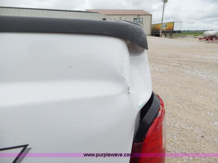 image for item L6933 2008 Ford F250 Super Duty SuperCab pickup truck