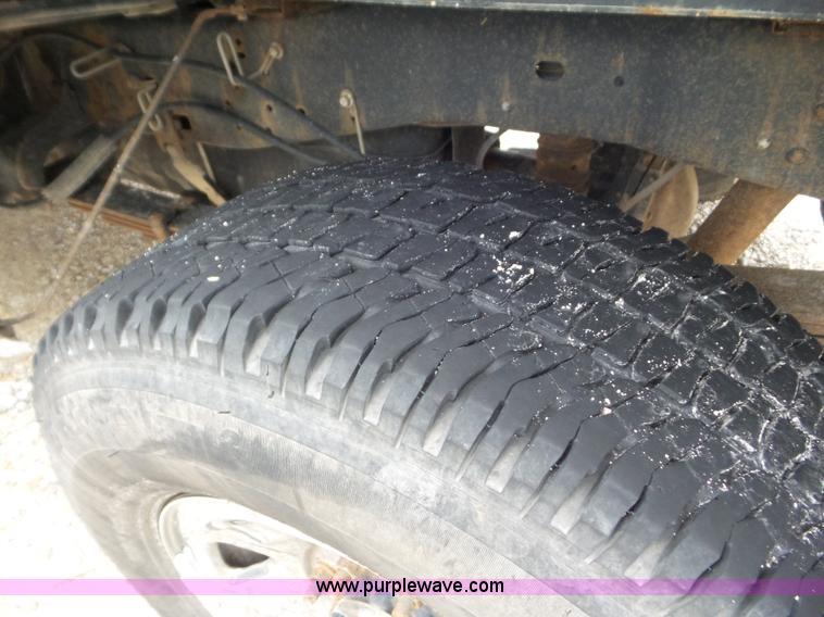 image for item L6933 2008 Ford F250 Super Duty SuperCab pickup truck