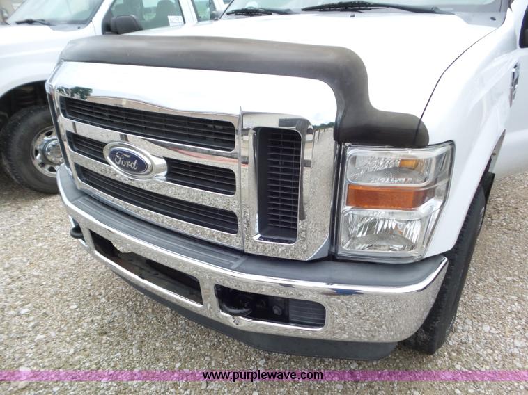 image for item L6934 2008 Ford F250 Super Duty SuperCab pickup truck