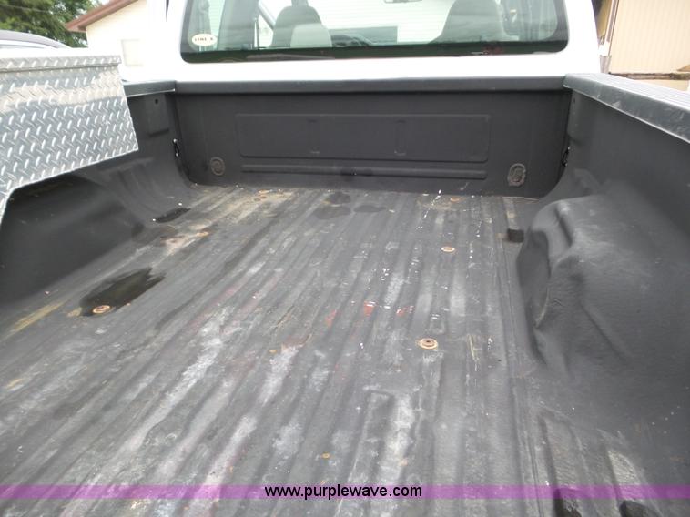 image for item L6934 2008 Ford F250 Super Duty SuperCab pickup truck