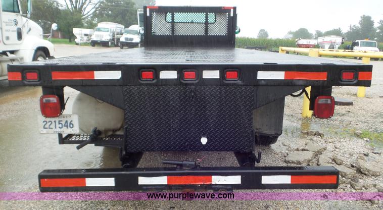 image for item L6938 1991 International 4900 flatbed truck