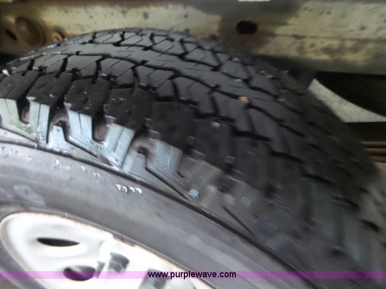 image for item L6942 2009 Chevrolet Silverado 1500 pickup truck