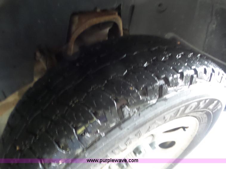 image for item L6942 2009 Chevrolet Silverado 1500 pickup truck