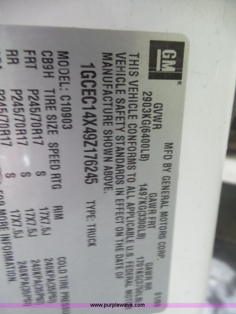 image for item L6942 2009 Chevrolet Silverado 1500 pickup truck