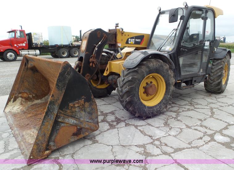 image for item L6943 2013 Caterpillar TH407C telehandler
