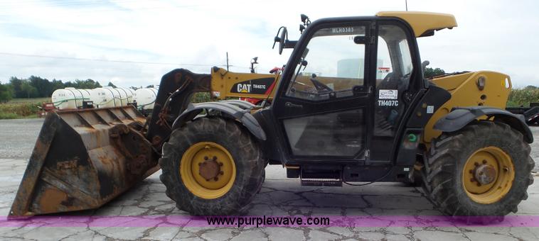 image for item L6943 2013 Caterpillar TH407C telehandler