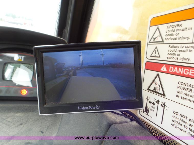 image for item L6943 2013 Caterpillar TH407C telehandler