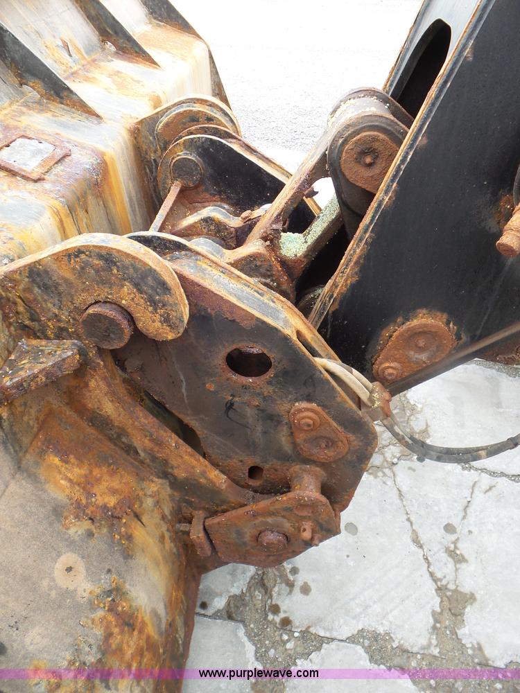 image for item L6943 2013 Caterpillar TH407C telehandler