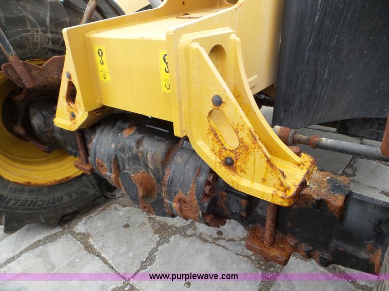 image for item L6943 2013 Caterpillar TH407C telehandler