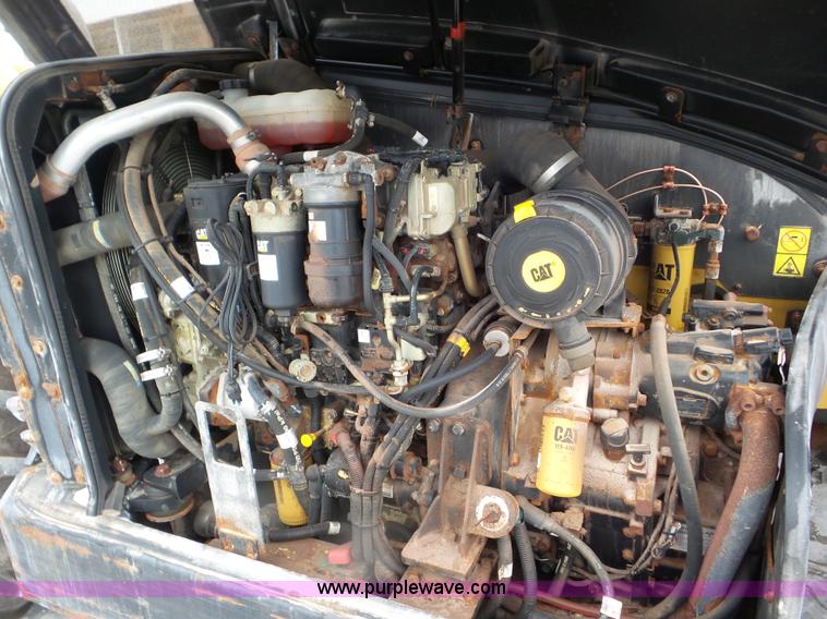 image for item L6943 2013 Caterpillar TH407C telehandler